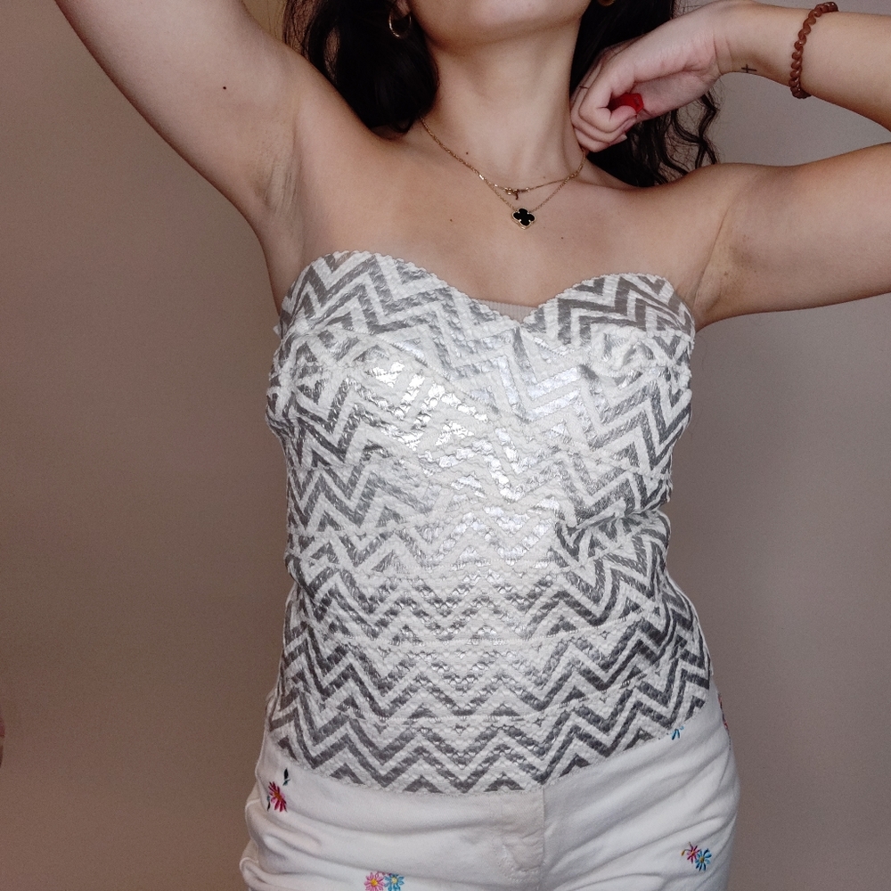Metallic Bandaged Strapless White Top Size S - Picture 3 of 3